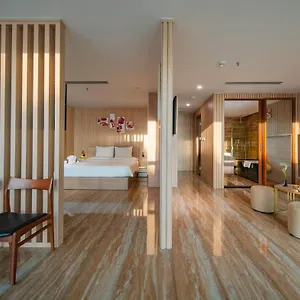 ***** Отель Emerald Bay & Вьетнам