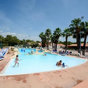 https://camping-oasis-village-maeva.fr-provencehotel.com